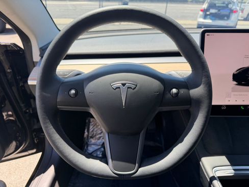 Used 2023 Tesla Model 3 Standard Range RWD image 11