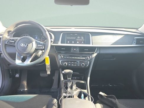 Used 2020 Kia Optima LX FWD image 11