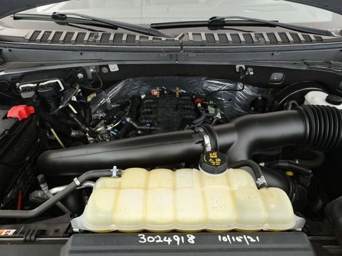 Used 2021 Lincoln Navigator Reserve w/ Luxury Package image 28