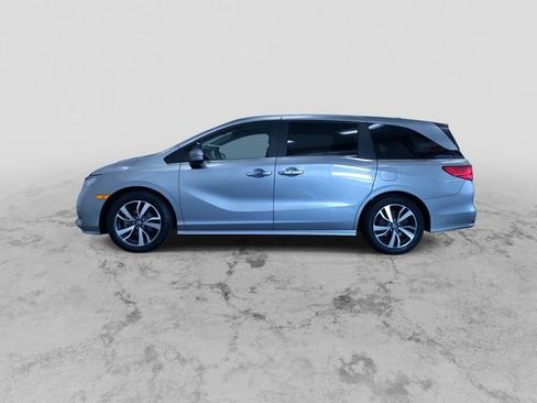 Used 2023 Honda Odyssey Touring image 6
