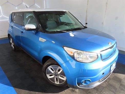 Used 2017 Kia Soul EV FWD image 5