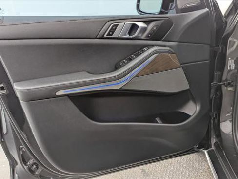 Used 2020 BMW X5 sDrive40i w/ Premium Package image 13