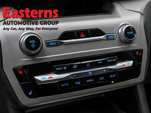 Used 2023 Ford Explorer XLT w/ Equipment Group 202A image 20