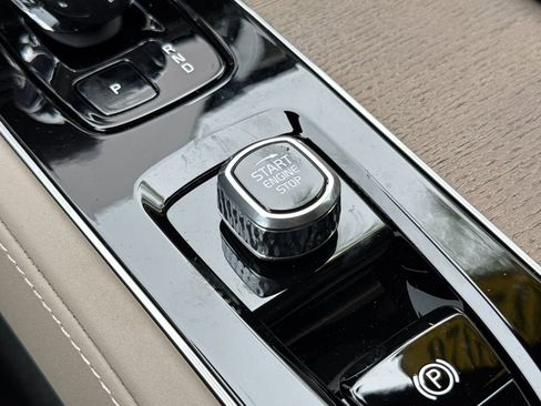 New 2026 Volvo XC90 T8 Plus image 23