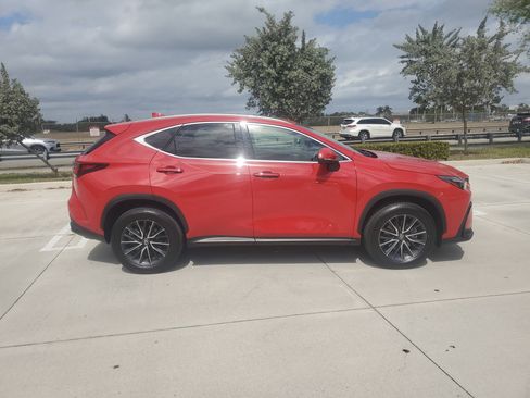 Certified 2024 Lexus NX 250 FWD w/ Towing Package (2000 Lbs) image 11