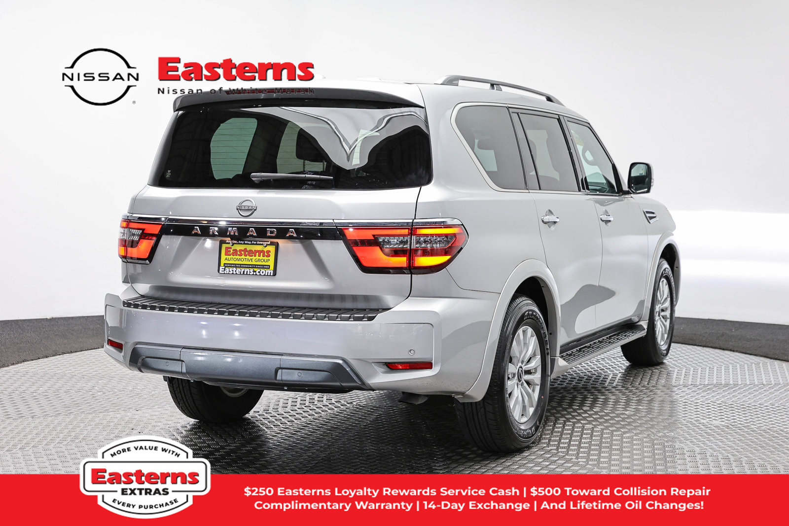 Used 2023 Nissan Armada SV AWD/4WD image 7