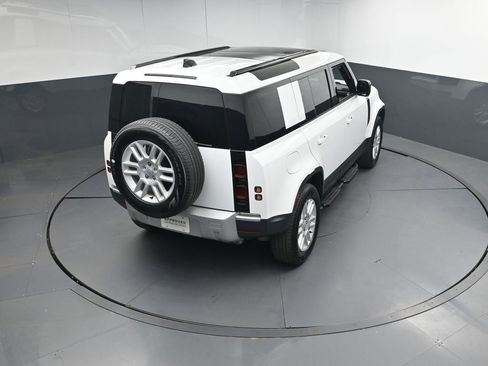 Used 2025 Land Rover Defender 110 S AWD/4WD image 35