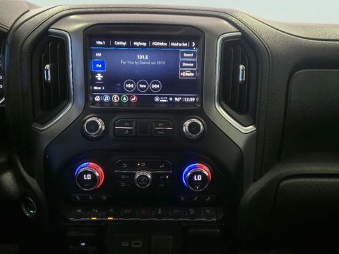 Used 2021 GMC Sierra 1500 Denali w/ Denali Ultimate Package AWD/4WD image 17