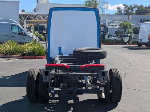 Used 2023 Mercedes-Benz Sprinter 3500 image 3