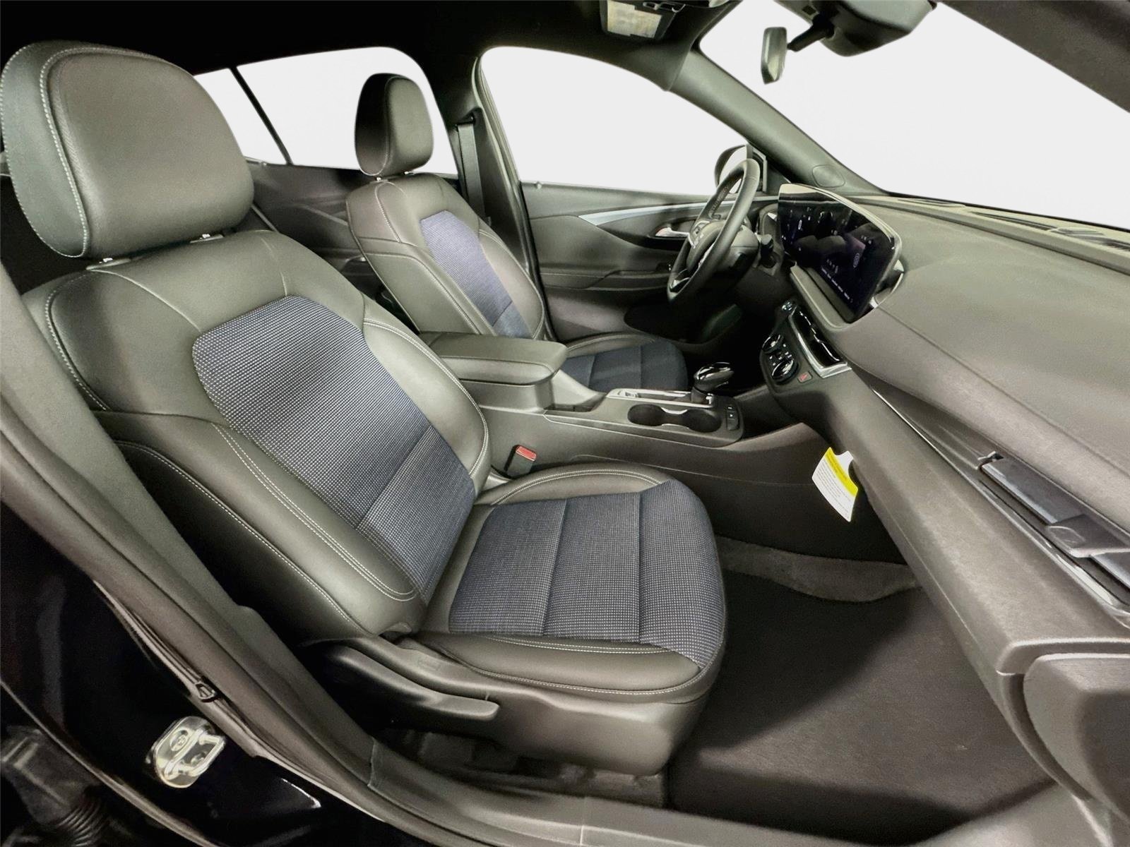 New 2026 Buick Envista Preferred w/ Convenience I Package FWD image 26