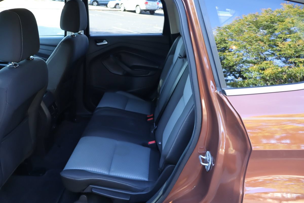 Used 2017 Ford Escape SE AWD/4WD image 20