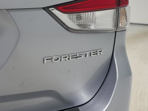 Used 2021 Subaru Forester Premium image 28