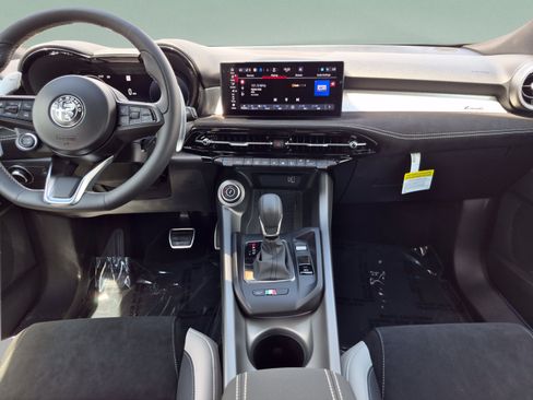 New 2026 Alfa Romeo Tonale w/ Active Assist Package AWD/4WD image 26