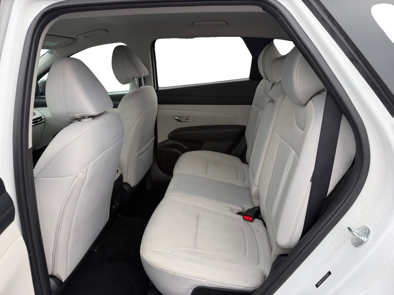 Used 2025 Hyundai Tucson SEL AWD/4WD image 16