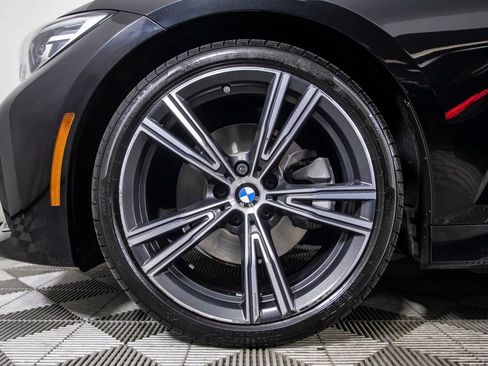 Used 2021 BMW 330i Sedan w/ M Sport Package image 40