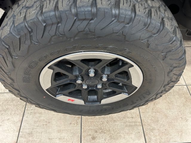 Used 2019 Jeep Wrangler Unlimited Sahara AWD/4WD image 20