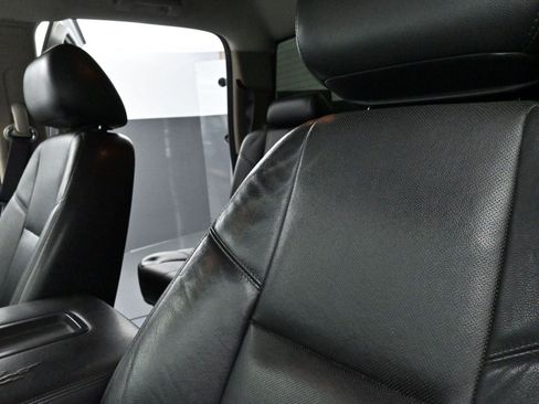 Used 2013 Chevrolet Silverado 2500 LTZ w/ LTZ Plus Package image 13