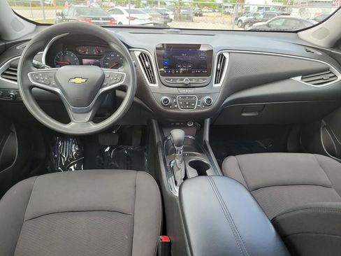 Used 2023 Chevrolet Malibu LT FWD image 11