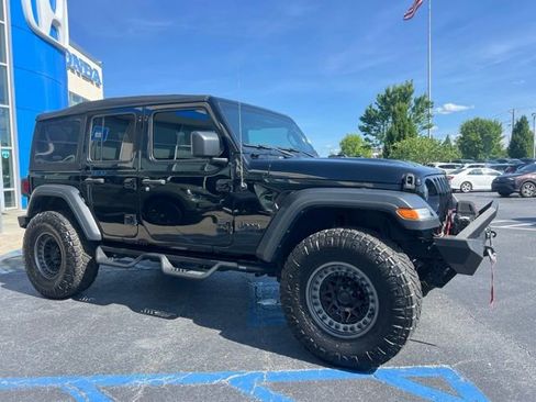 Used 2023 Jeep Wrangler Unlimited Sport AWD/4WD image 6