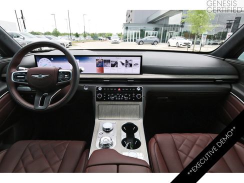 Used 2025 Genesis GV80 3.5T Prestige AWD/4WD image 12