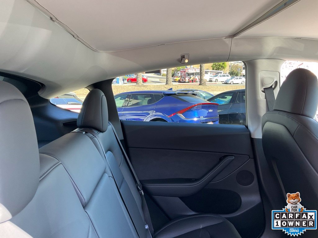 Used 2025 Tesla Model Y Performance AWD/4WD image 55