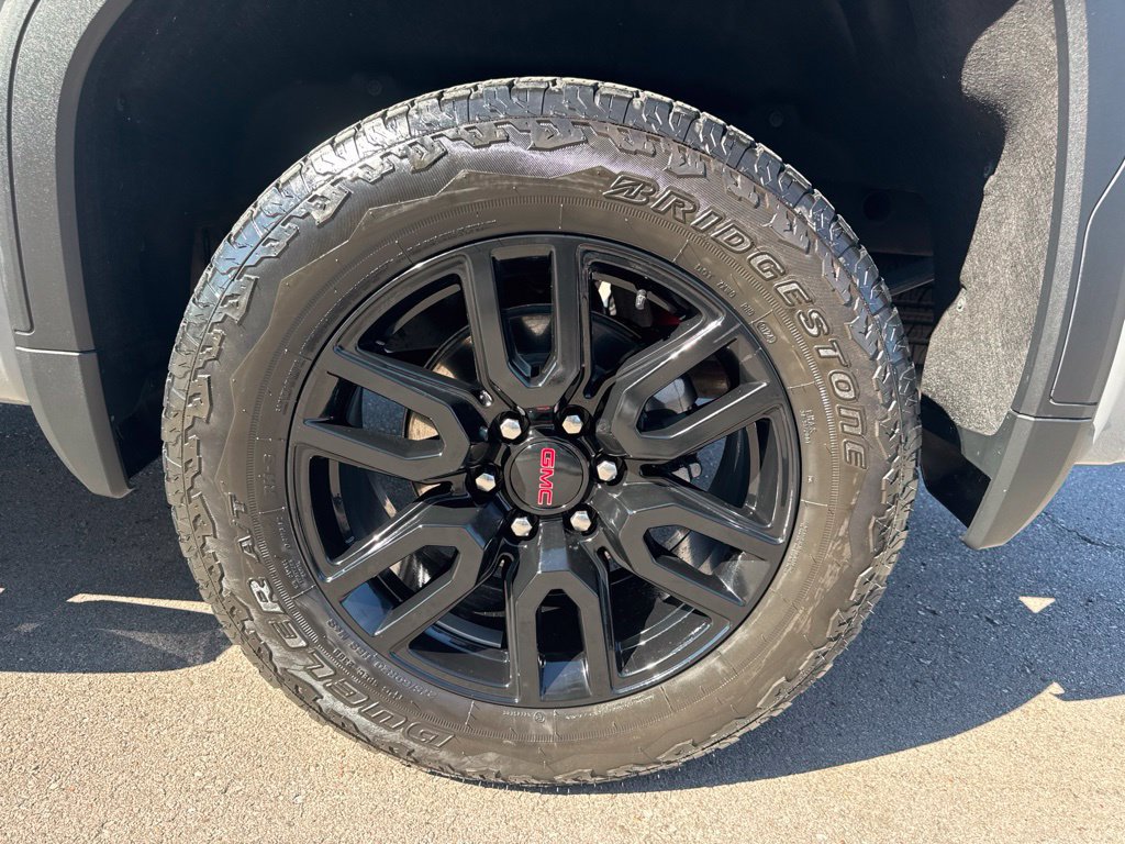 Used 2024 GMC Sierra 1500 Elevation w/ LPO, Elevation Black Package AWD/4WD image 27