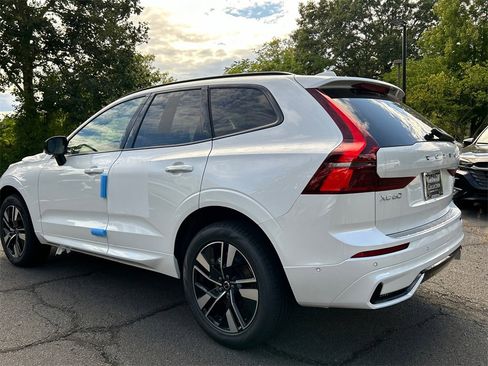 New 2026 Volvo XC60 B5 Plus w/ Protection Package Premier image 4