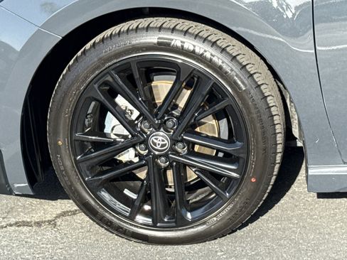 Certified 2025 Toyota Camry SE FWD image 5