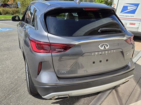 Certified 2023 INFINITI QX50 Luxe w/ Cargo Package image 15