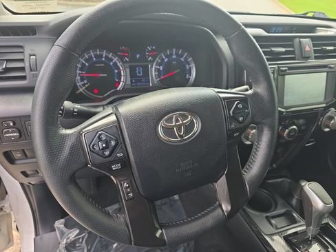 Used 2019 Toyota 4Runner TRD Off-Road AWD/4WD image 16
