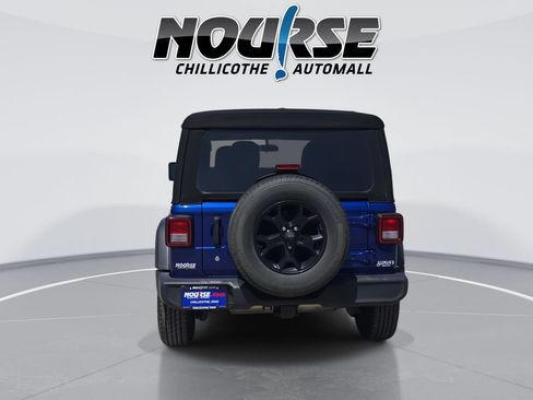 Used 2020 Jeep Wrangler Sport AWD/4WD image 7