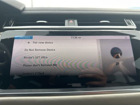 Used 2018 Land Rover Range Rover Velar R-Dynamic HSE image 20