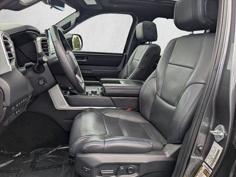 Used 2024 Toyota Tundra Platinum AWD/4WD image 15