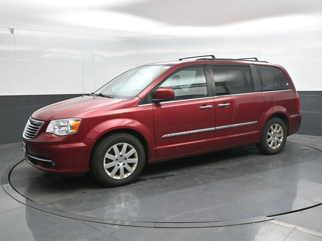 Used 2016 Chrysler Town & Country Touring w/ Driver Convenience Group FWD image 8