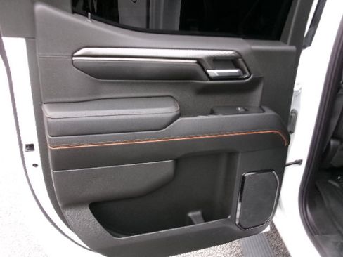 Used 2023 GMC Sierra 1500 AT4 w/ AT4 Premium Package image 16