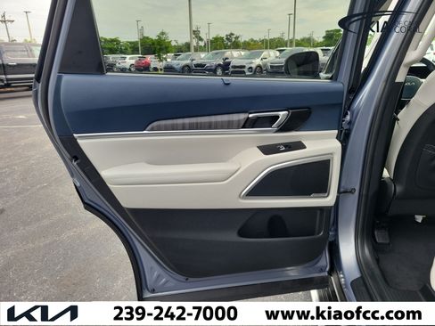 Certified 2023 Kia Telluride EX AWD/4WD image 16