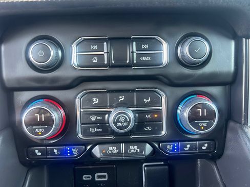 Certified 2023 Chevrolet Tahoe Premier AWD/4WD image 20