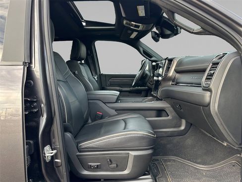 Certified 2024 RAM 2500 Limited image 18