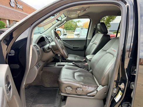 Used 2012 Nissan Xterra PRO-4X w/ Pro-4x Leather Pkg image 17