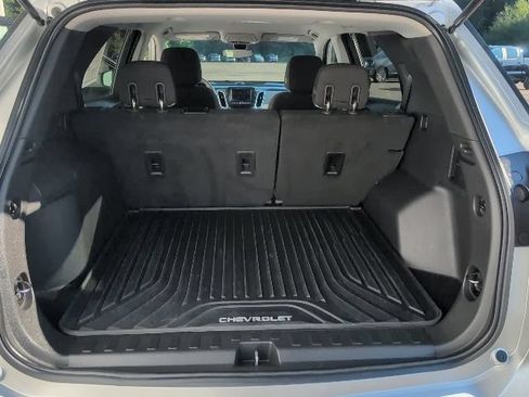 Used 2020 Chevrolet Equinox LT FWD image 32