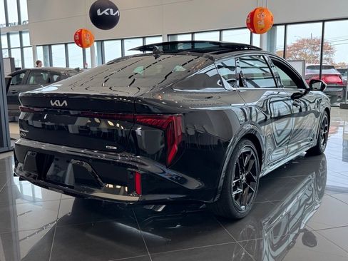 New 2025 Kia K4 GT-Line Turbo image 3