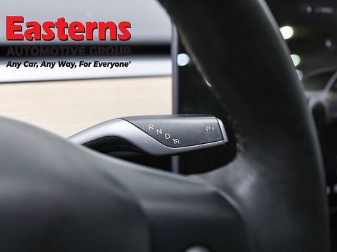 Used 2023 Tesla Model 3 Standard Range image 13