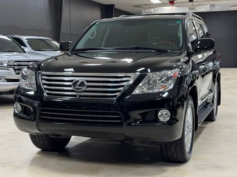 Used 2010 Lexus LX 570 4WD image 3