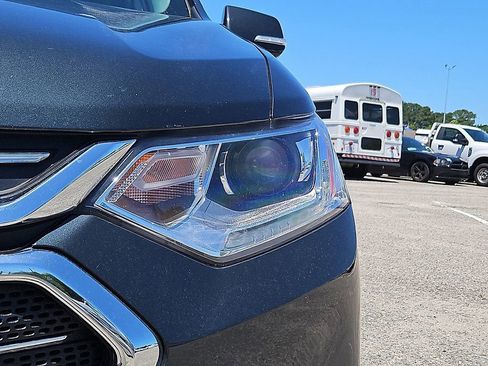 Used 2020 Chevrolet Traverse LT AWD/4WD image 8
