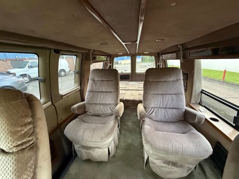 Used 1996 Chevrolet Express 1500 image 33