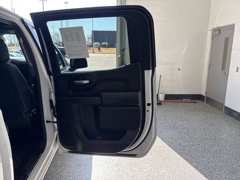 Used 2025 GMC Sierra 1500 Pro w/ Pro Value Package image 27