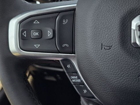 Used 2025 RAM 1500 Big Horn AWD/4WD image 18