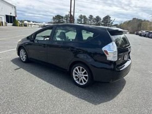 Used 2012 Toyota Prius V Five FWD image 6