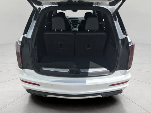Used 2024 Cadillac XT6 Sport w/ LPO, Onyx Lite Package AWD/4WD image 14