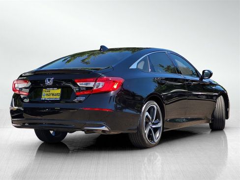 Used 2022 Honda Accord Sport image 4